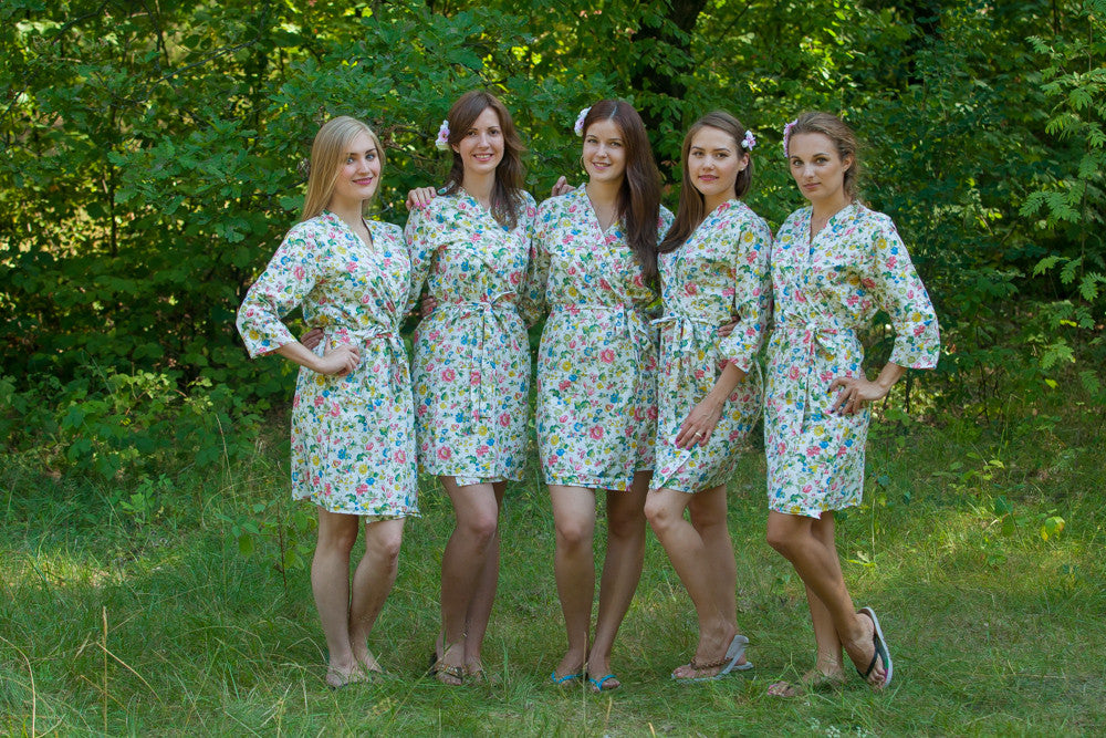 White Happy Flowers pattern Robes for bridesmaids | Getting Ready Bridal Robes