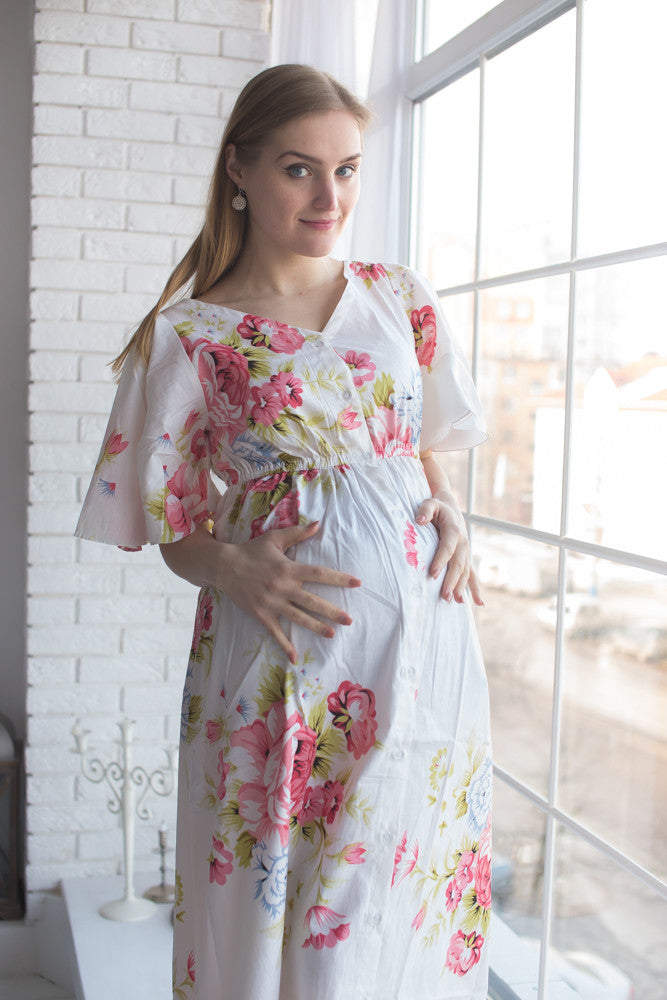 Mommies in White Maternity Caftan