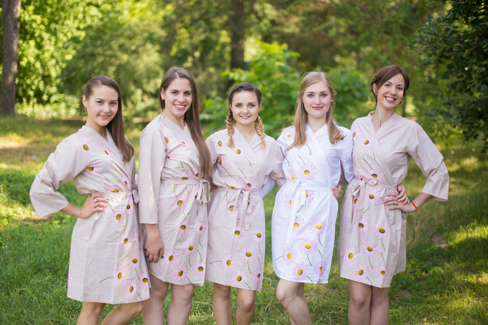 Champagne Falling Daisies pattered Robes for bridesmaids | Getting Ready Bridal Robes