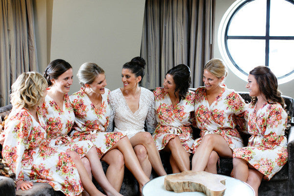  White Floral Posy Bridesmaids Robes